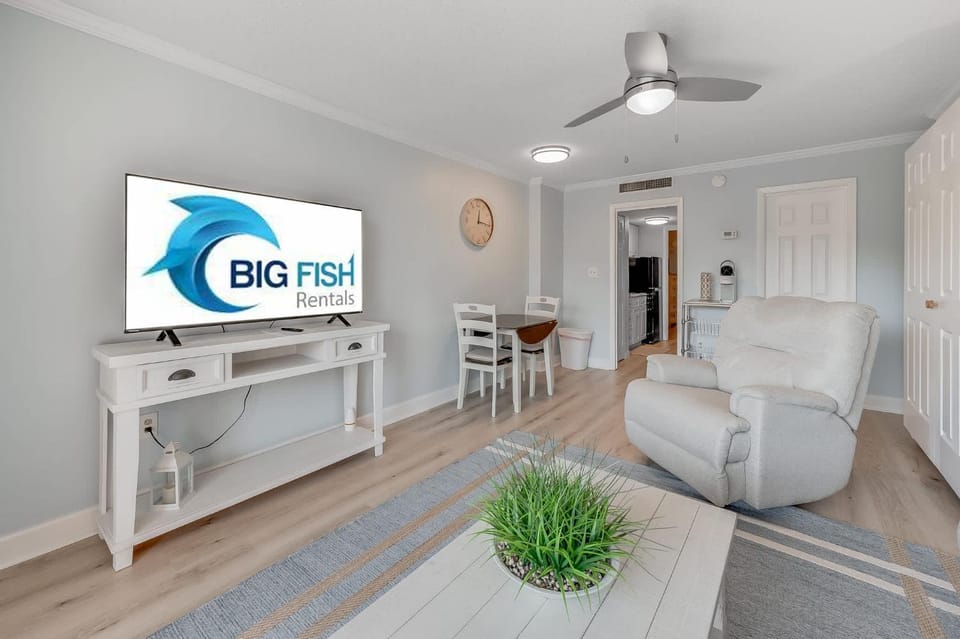 Decorated 1BR Condo at Ocean Dunes Tower 1 with Pool House in Myrtle Beach