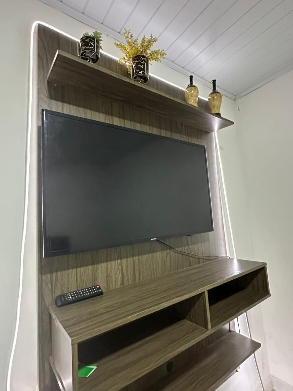 KITNET mobiliada com ar condicionado Vacation rental in State of São Paulo