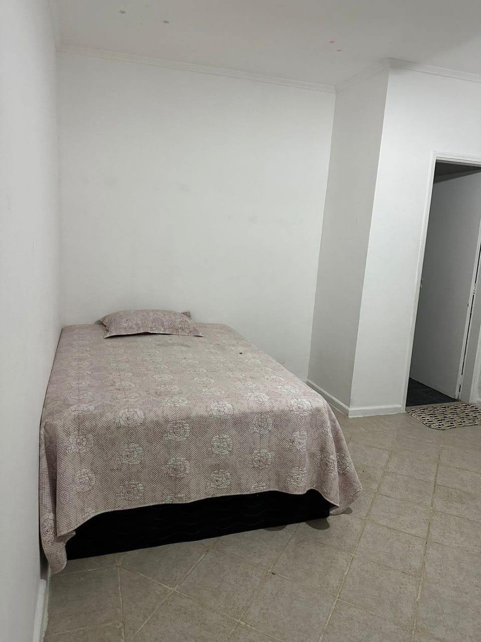 KITNET mobiliada com ar condicionado Vacation rental in State of São Paulo