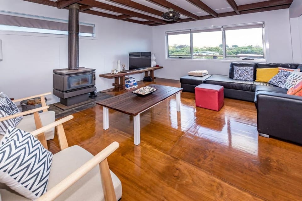 Overlook Ennisvale Stay 3 Pay 2 Winter Special House in Sandy Point