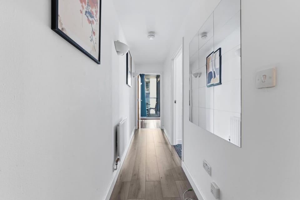 Canary wharf O2 Excel Apartment in London