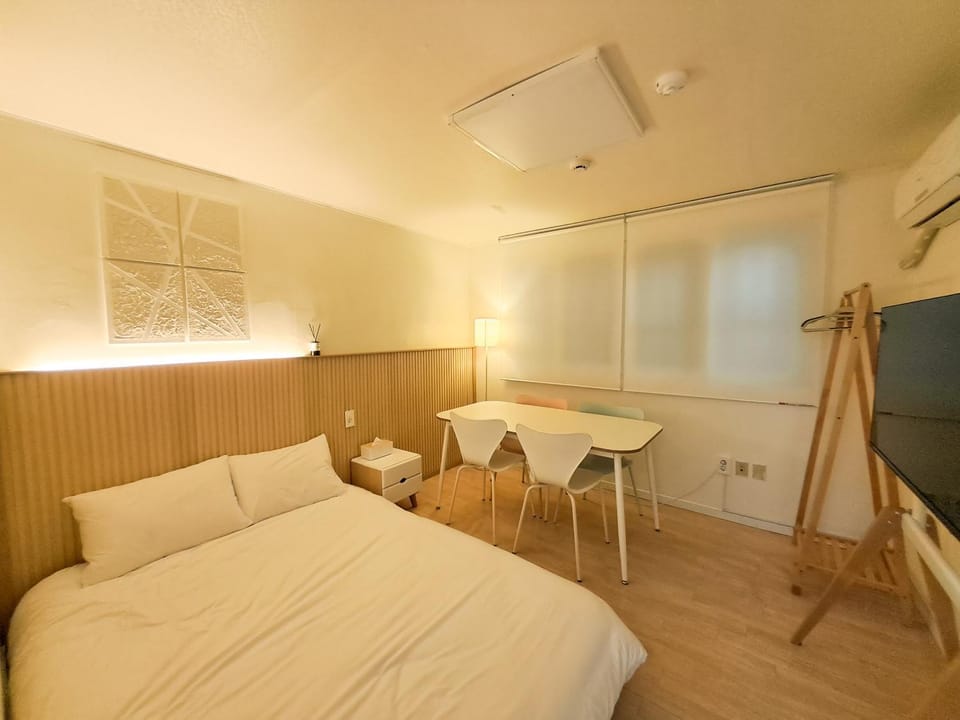 Cozy Stay Sillim Vacation rental in Seoul