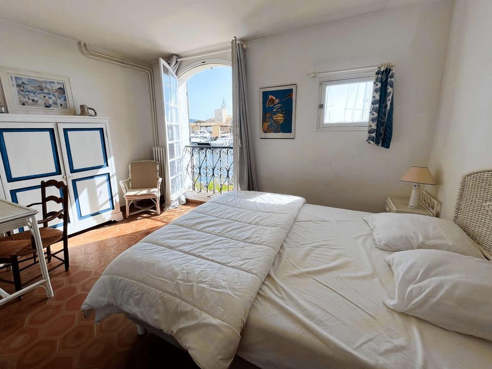 Maison de pêcheur avec parking - vue marina - FR-1-868-40 House in Cogolin