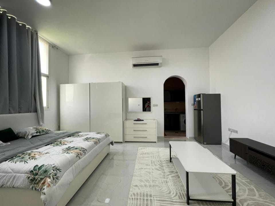 استوديو مفروش Apartment in Abu Dhabi