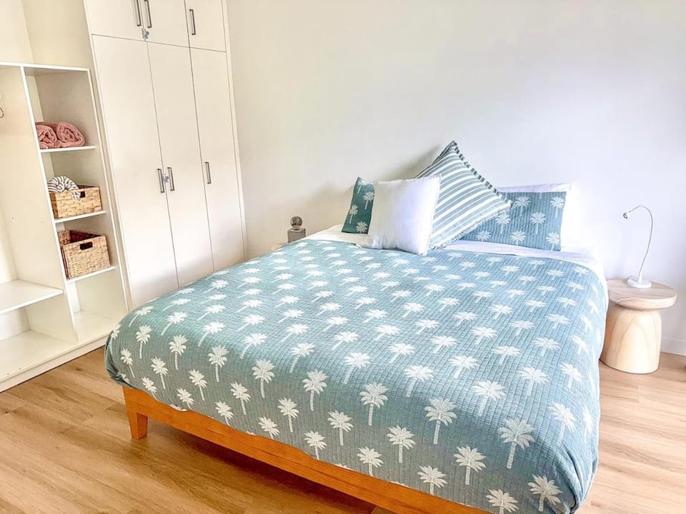 The Henley Apartment! 2BR, right in Henley Square! Apartment in Adelaide