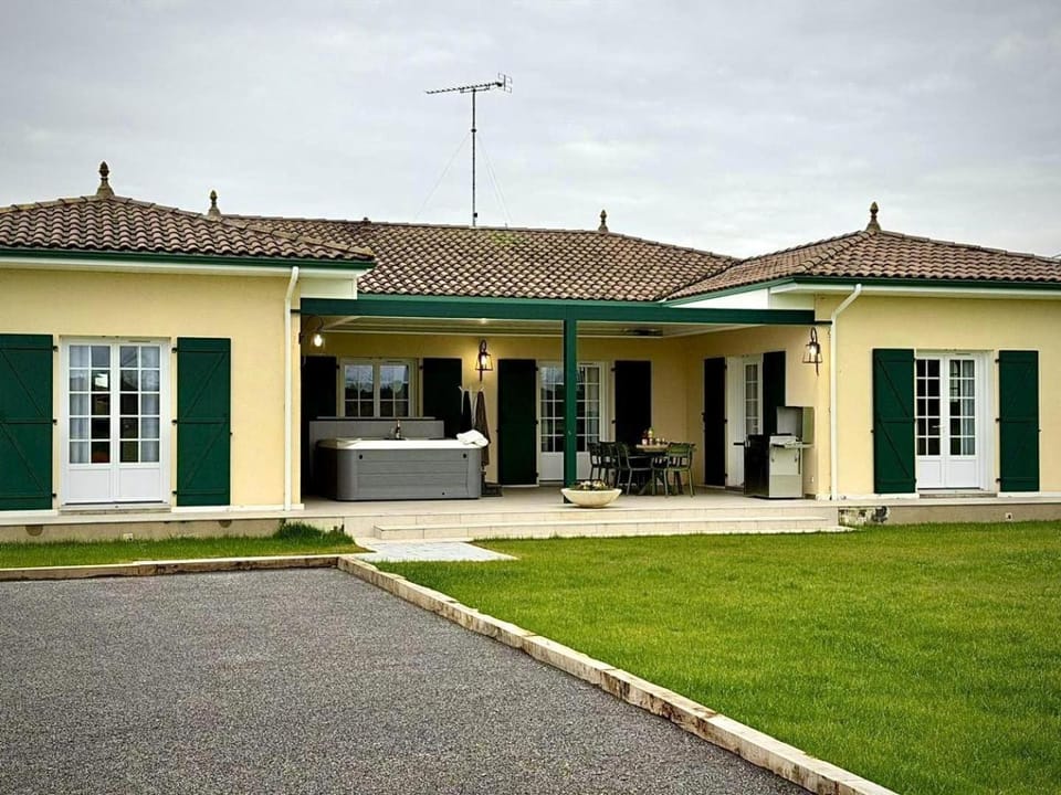 Gîte du nouguès, 6 House in Nouvelle-Aquitaine