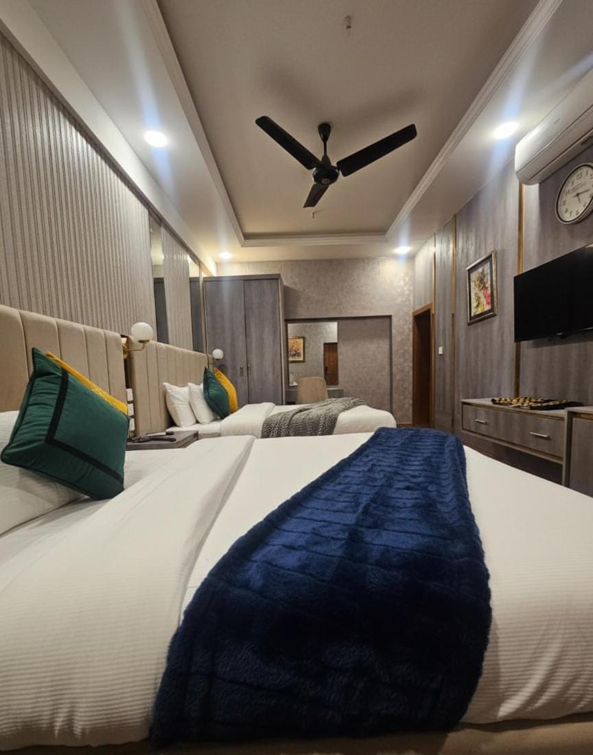 Luxurious Living Apartment Bed and Breakfast in Islamabad Capital Territory