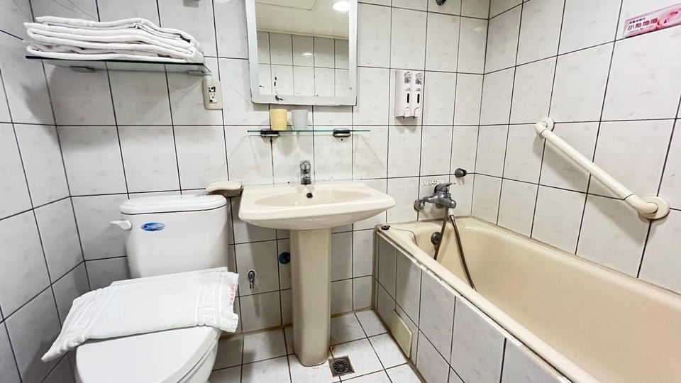 Bathroom, Bath