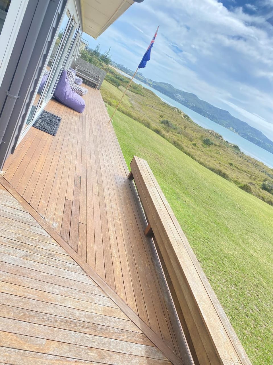 Beachcomber's Rest - Beachfront Tokerau House in Northland