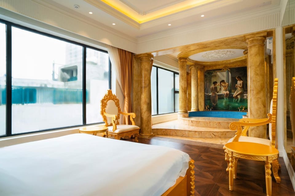 Hot Tub, Photo of the whole room, Bath