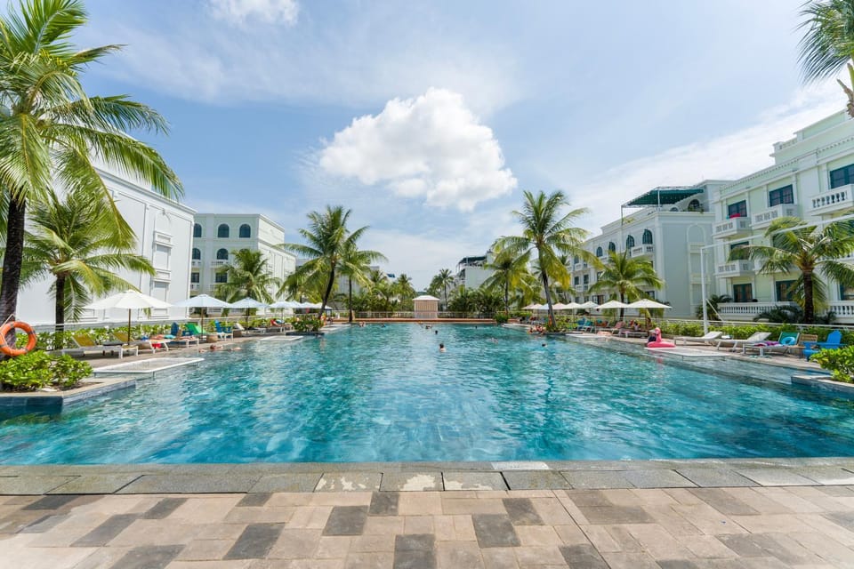 Swimming pool, Swimming pool