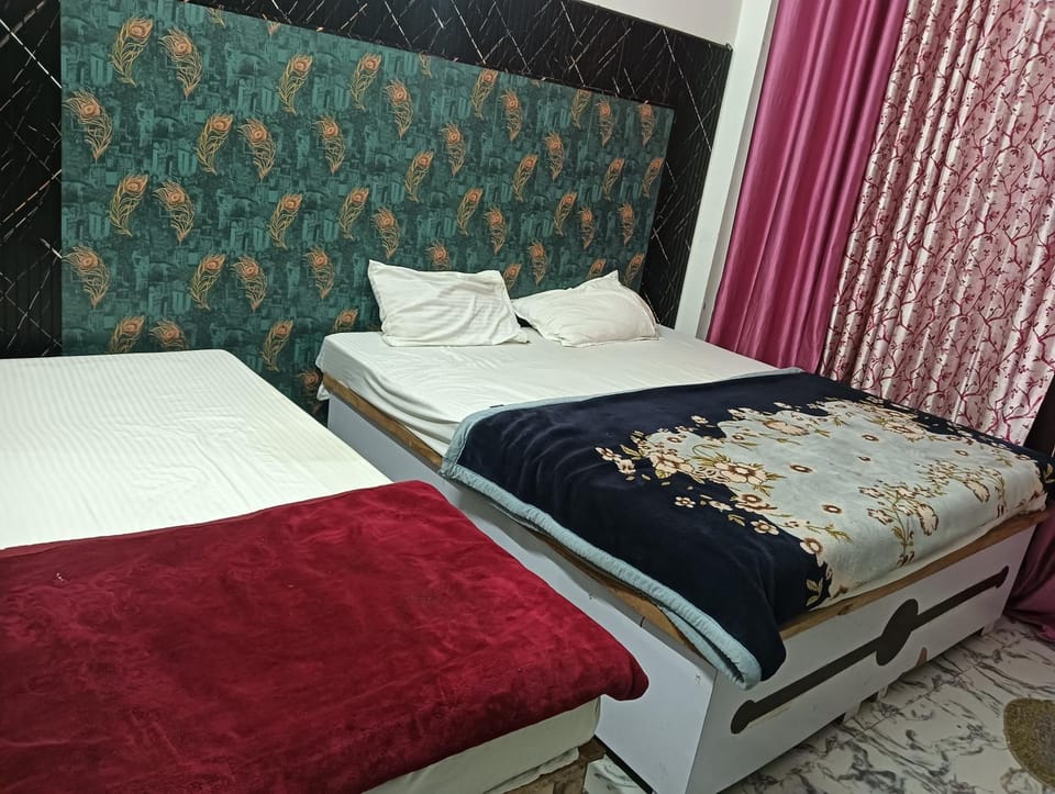 SAMRIDDH HOME STAy Vacation rental in Varanasi