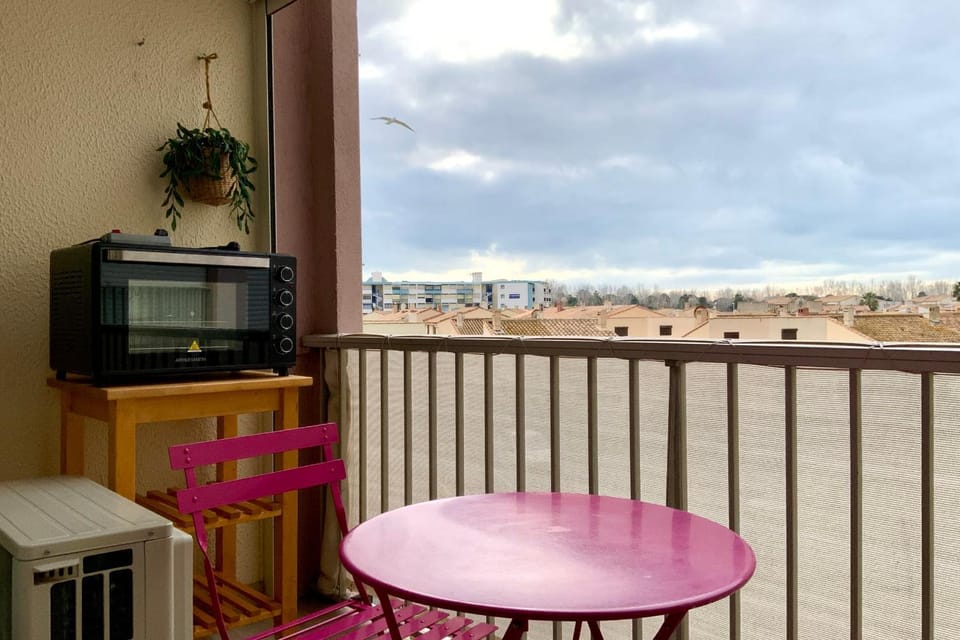 View (from property/room), Balcony/Terrace