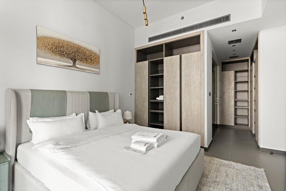 Modern 1BR at MBL Royal with lake view Near Metro Apartment in Dubai