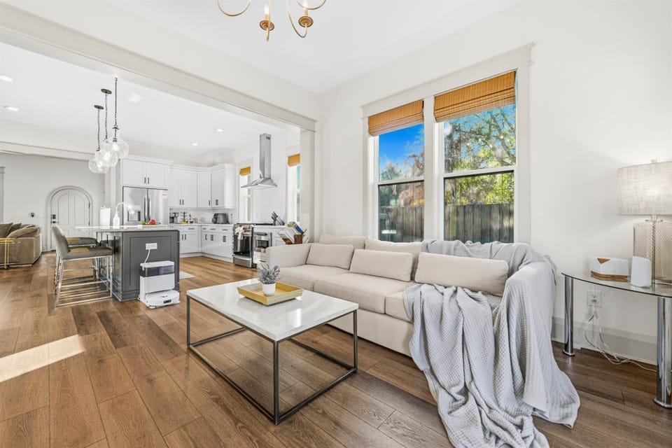 Design-Forward New Build 3BR2BA Seminole Heights House in Tampa
