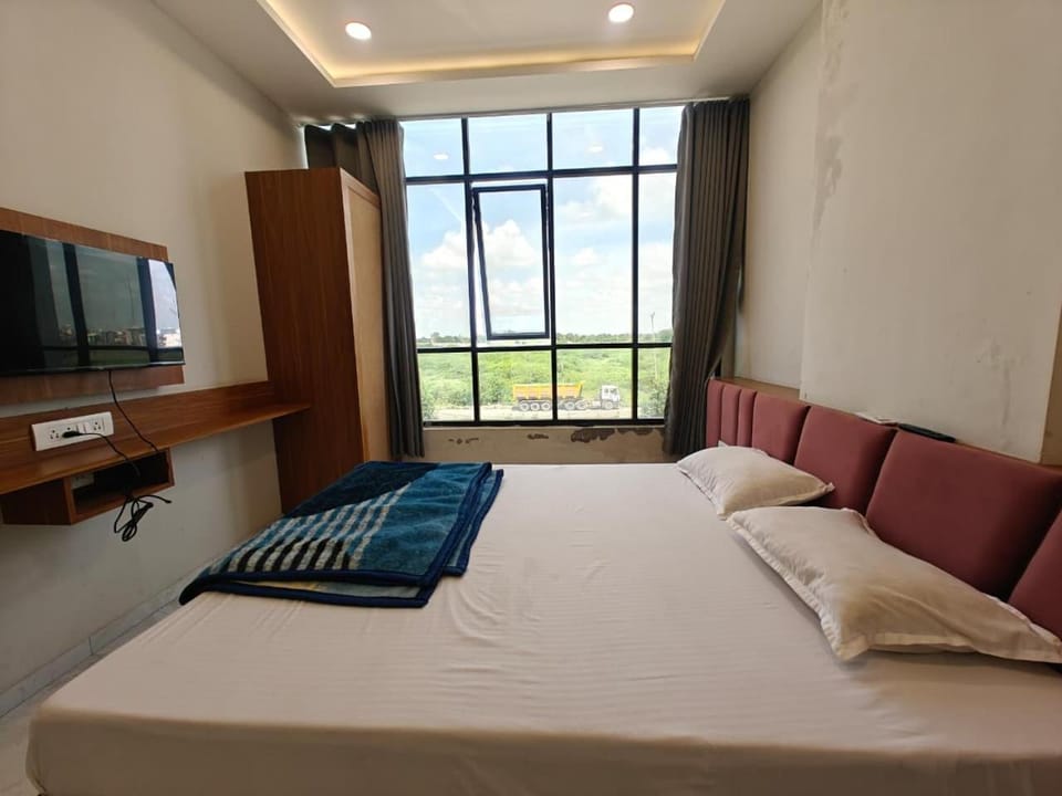 Hotel Avenue Gest House Hotel in Vadodara