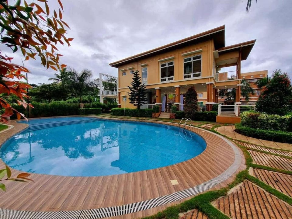 Desert Eagles Property Development and Management Corporation Apartment hotel in Puerto Princesa