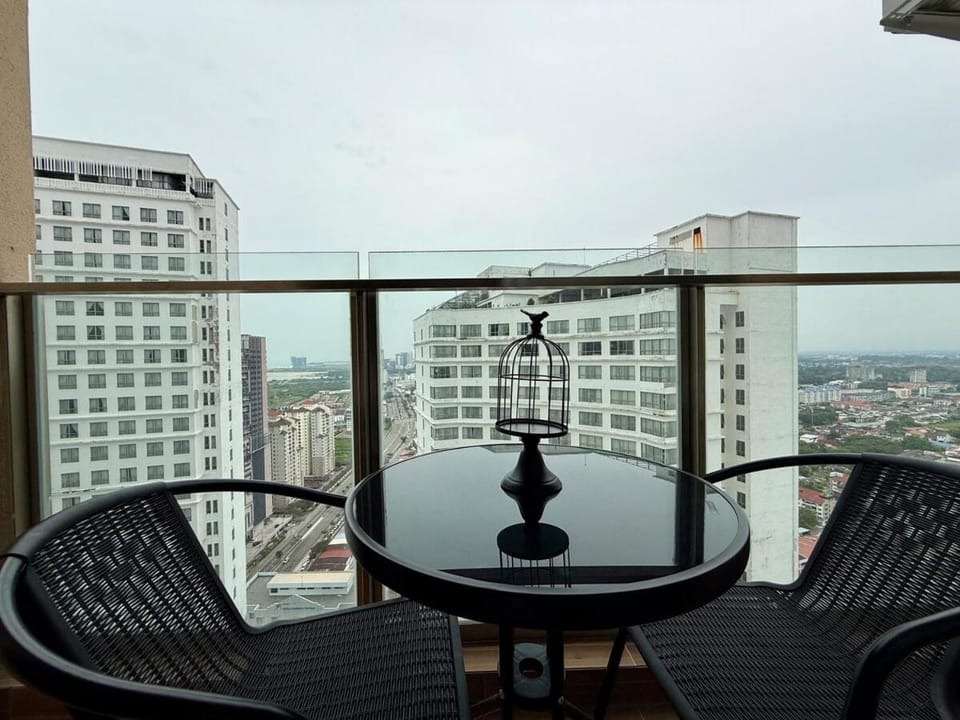 Modern 1 bedroom Silverscape - Free Parking Apartment in Malacca