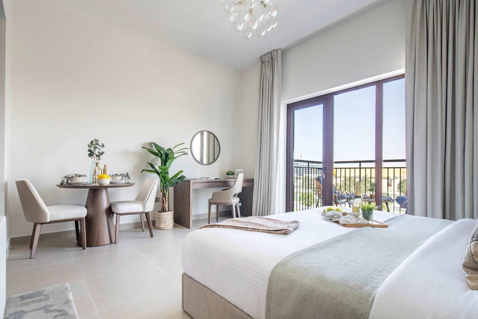 Bed, Living room, Seating area