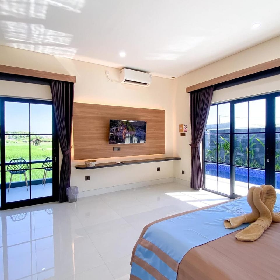 Family Private Pool Villa view sawah Villa in Yogyakarta