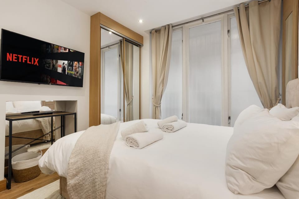 Elegant Fitzrovia Flat in Central London Apartment in London Borough of Islington