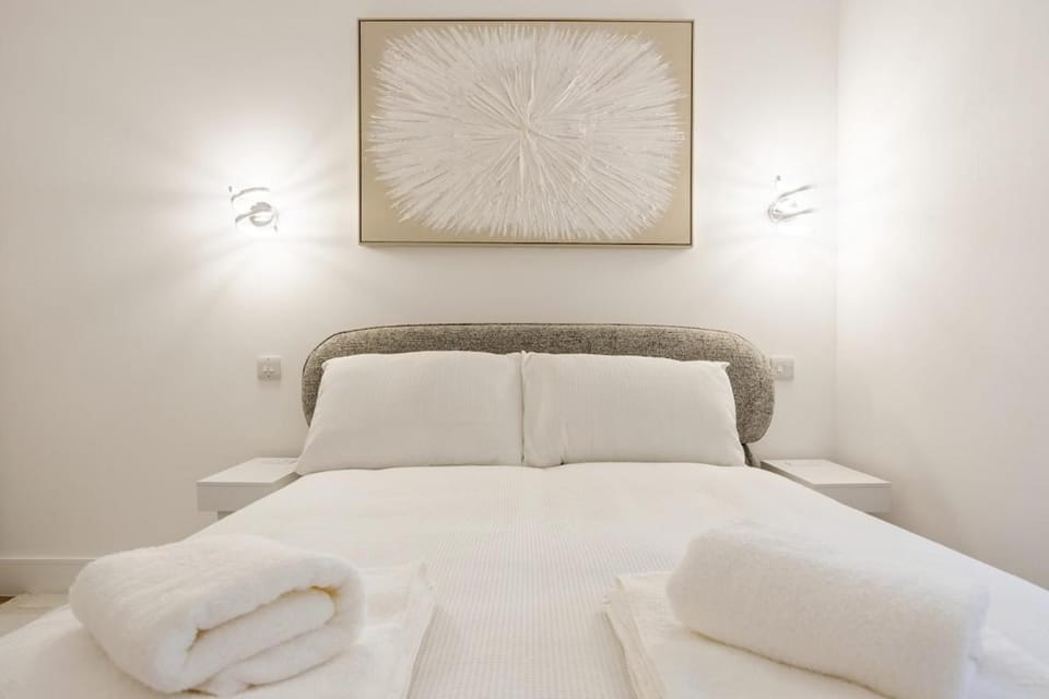 Central Camden Gem with Patio Apartment in London Borough of Camden