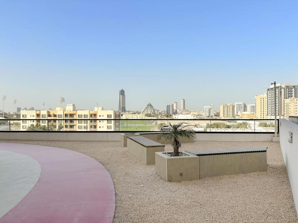 FIRST CLASS 2BR Bright & Cozy Escape Al Jaddaf Apartment in Dubai