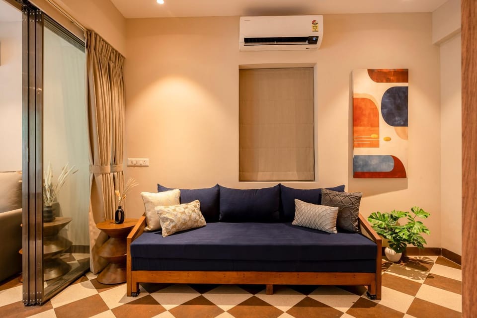 Living room, Seating area, air conditioner