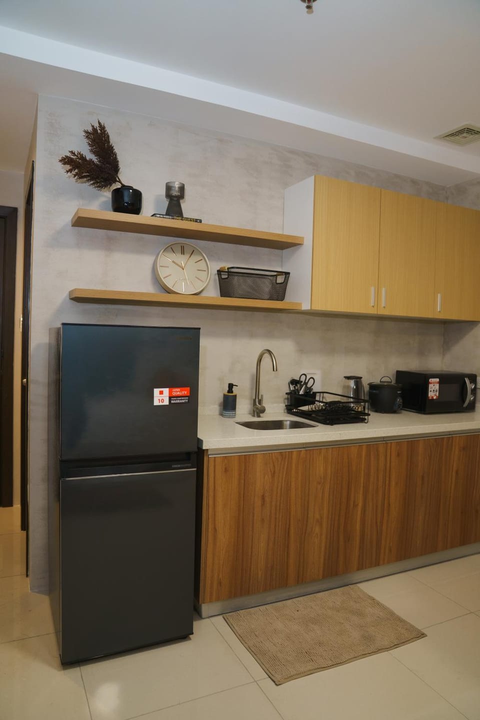 Coffee/tea facilities, Kitchen or kitchenette, microwave