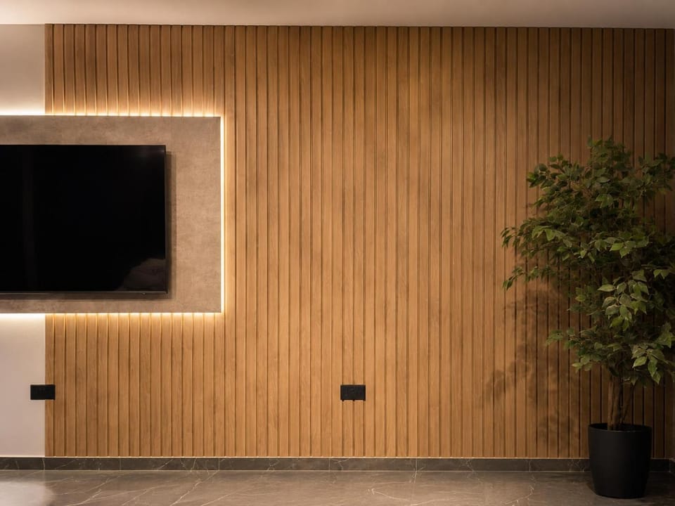 TV and multimedia, Living room, Seating area, Evening entertainment