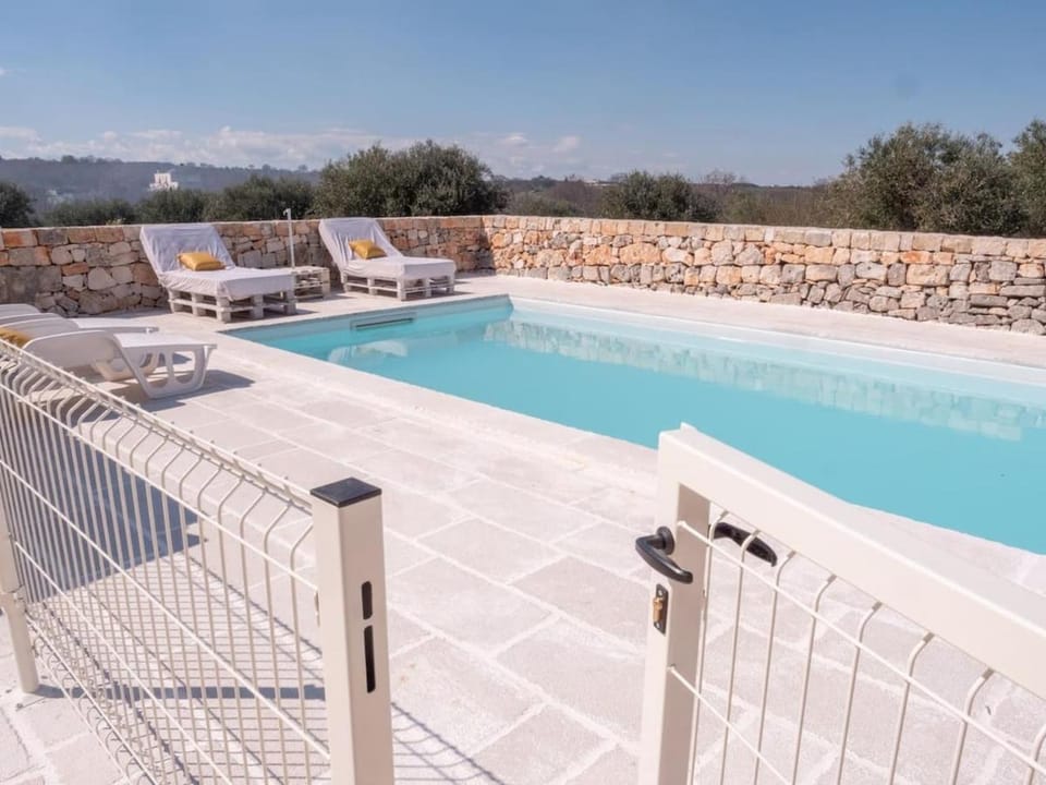 Trullo del Guardiano House in Apulia