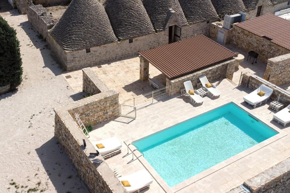 Trullo del Guardiano House in Apulia