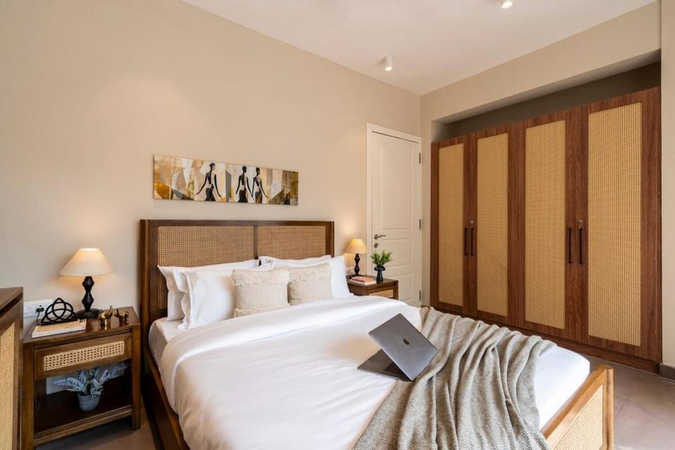 Staymaster Solintra C301 - Pool Apartment in Goa, India