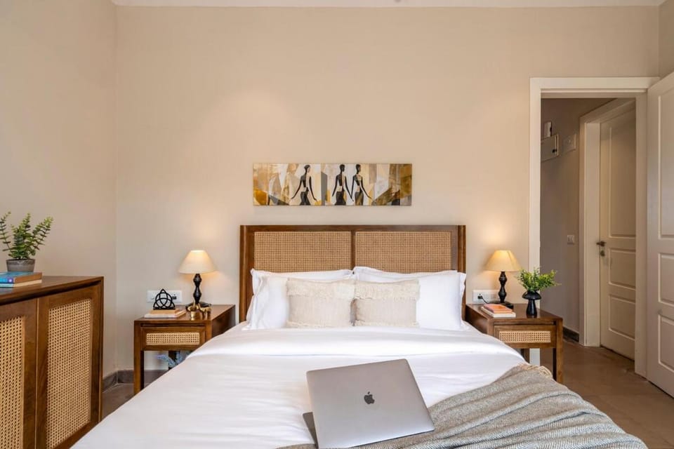 Staymaster Solintra C301 - Pool Apartment in Goa, India