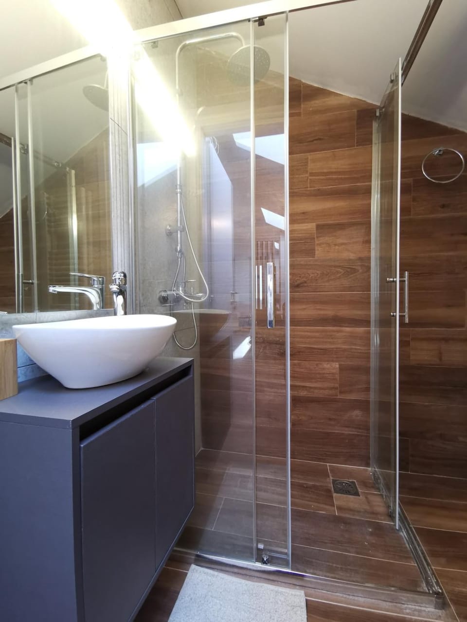 Shower, Bathroom