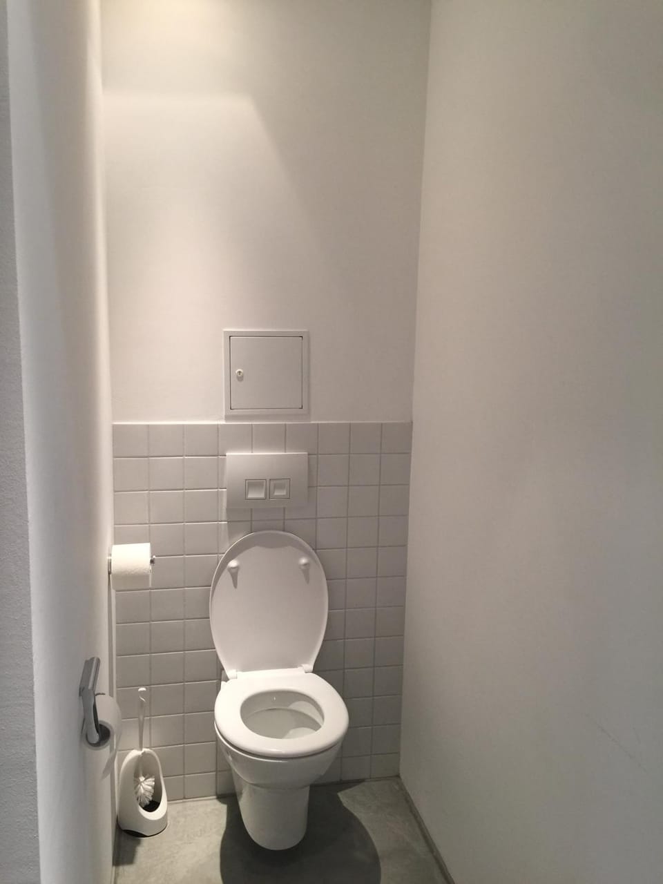 Bathroom, Living room