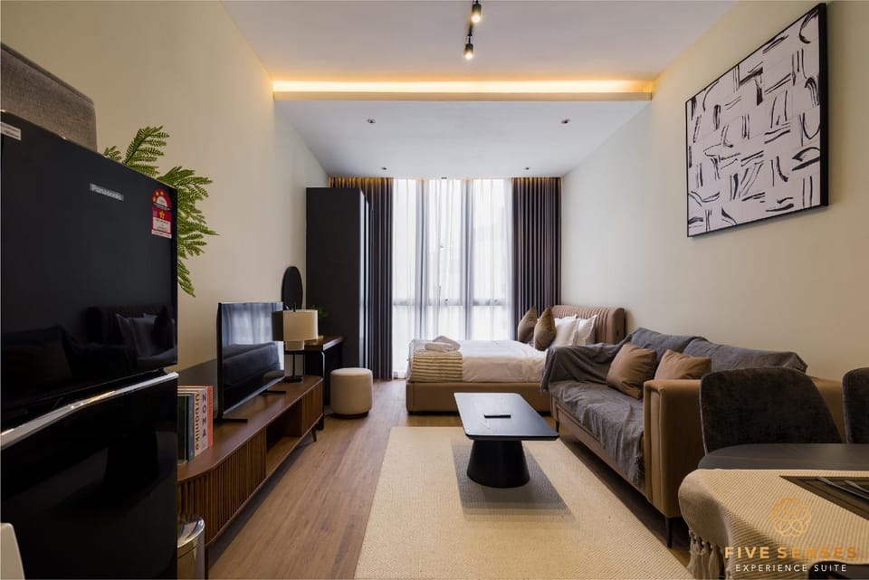 TV and multimedia, Seating area