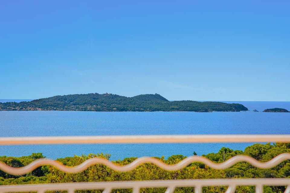 Nearby landmark, Day, Natural landscape, Sea view