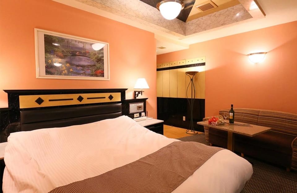 ホテルラフォーレ大人専用 Love hotel in Japan
