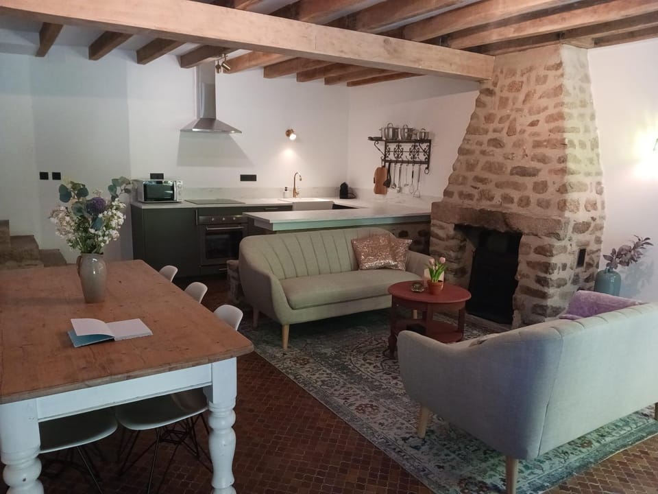 Living room, kitchen