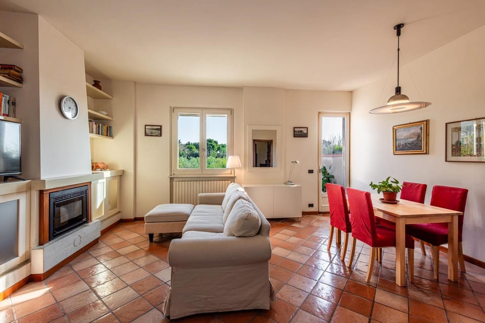 N311 - Numana, accogliente appartamento con terrazzo e posto auto Apartment in Numana