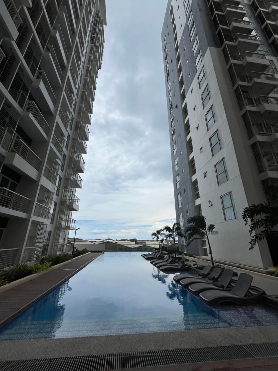 MERE Suite Davao Apartment hotel in Davao City
