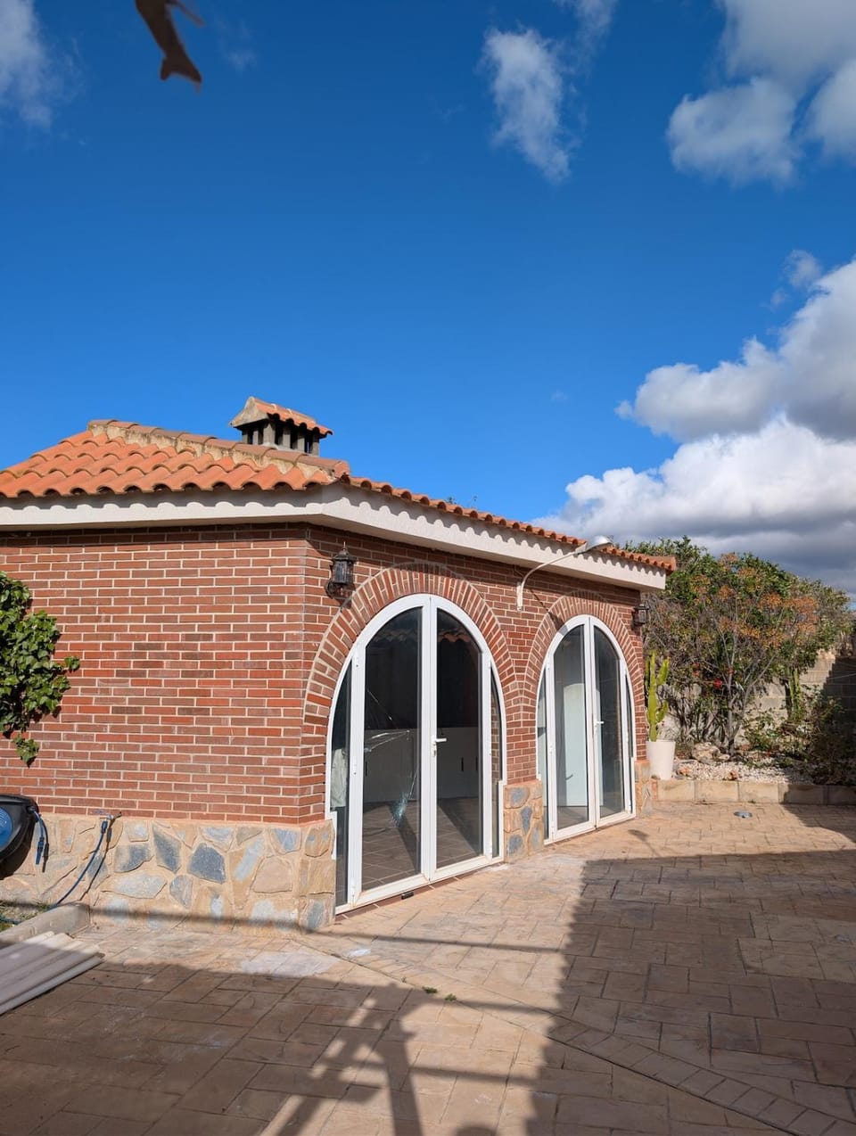 Villa, big pool with 3000m2 garden and bbq Villa in Alacantí