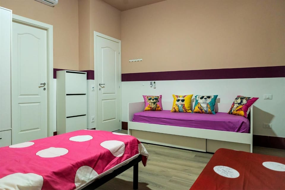 Cozy and charming triple room - ColivingFlorence VdM Apartment in Florence