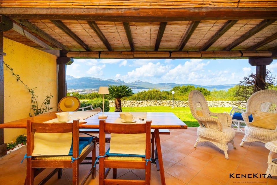 Balcony/Terrace, Dining area