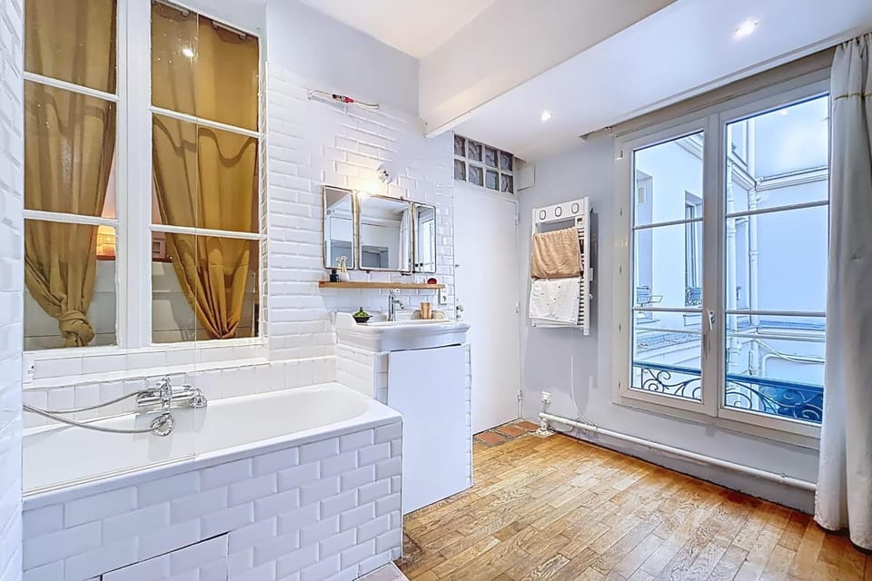 Spacious Apt Oberkampf near Bastille Apartment in Paris