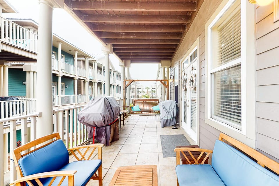 Dog-friendly home with balconies foosball pool access & W&D - steps to beach House in Lower Grand Lagoon