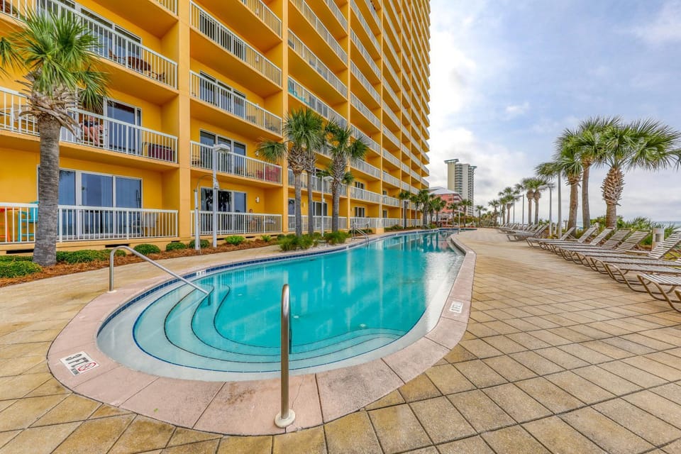High-rise condo with pool & ocean views - walk to the beach House in Panama City Beach