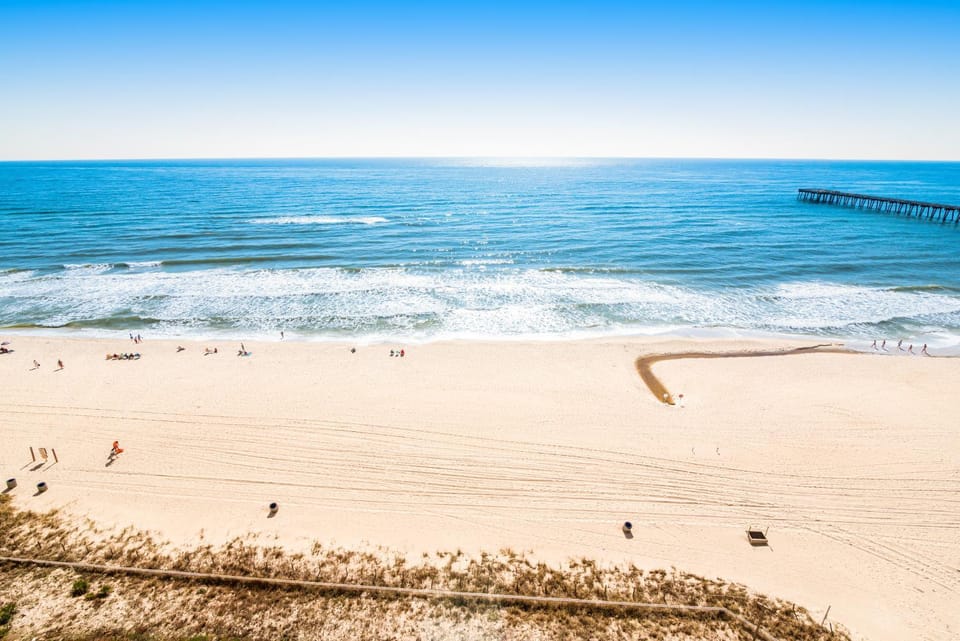 High-rise condo with pool & ocean views - walk to the beach House in Panama City Beach