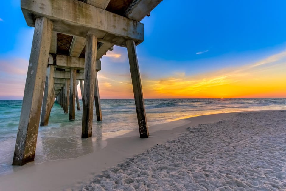 Dog-friendly condo with pool balcony beach access central AC & W&D House in Lower Grand Lagoon